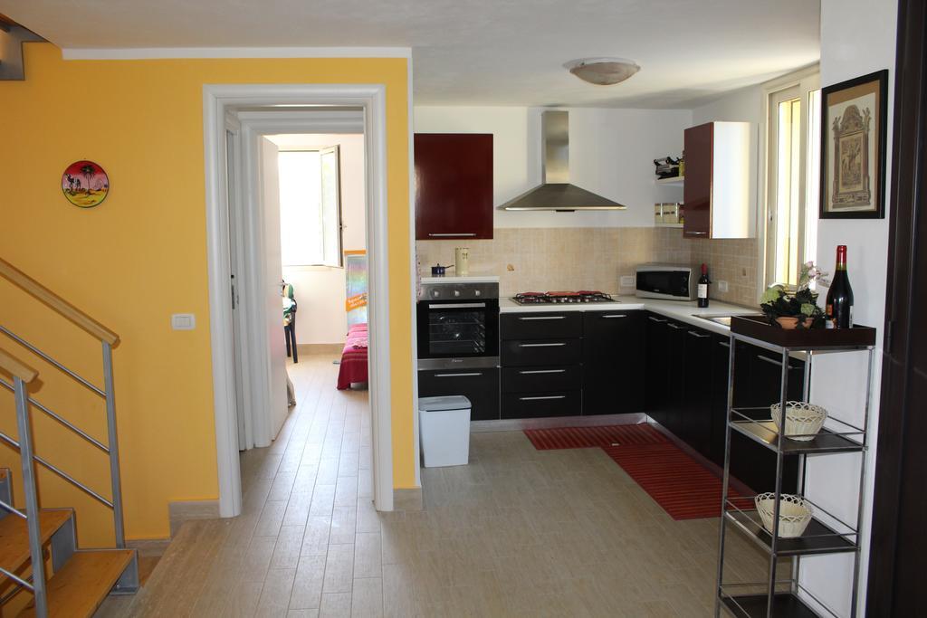 Casa Vacanze Roccella Beach Кампофеличе-ди-Роччелла Экстерьер фото