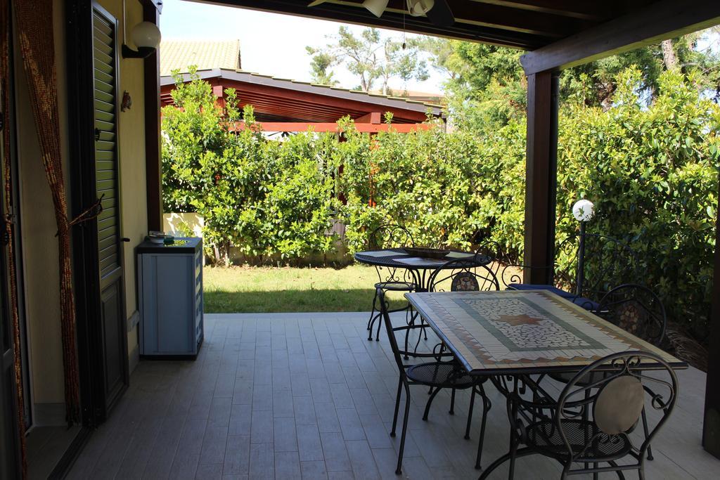 Casa Vacanze Roccella Beach Кампофеличе-ди-Роччелла Экстерьер фото